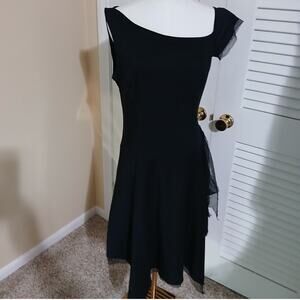 Parallel 6 handkerchief Hem Sleeveless/Cap-Sleeve Lined Black Asymmetrical neck